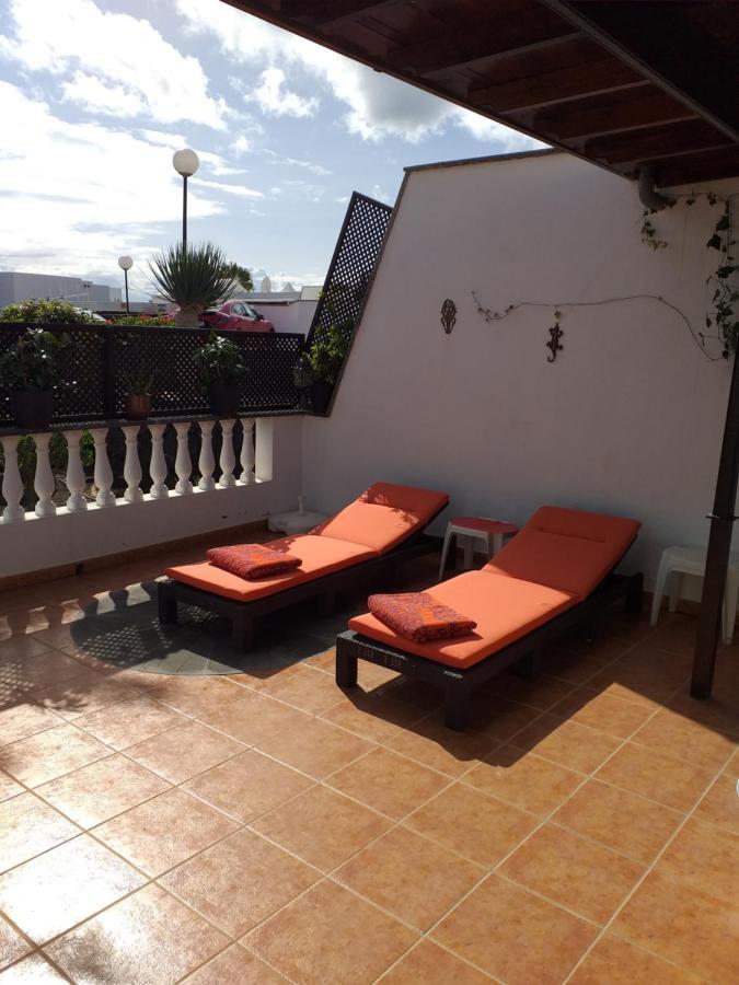 Bungalow Playa Bastian - Piscina Climatizada - Wifi - Playa 1 Min. Costa Teguise Exterior photo